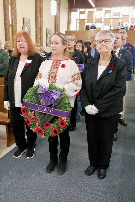 DDCECB3E-9A9B-4172-BFA4-5E2E10900378_1_201_a